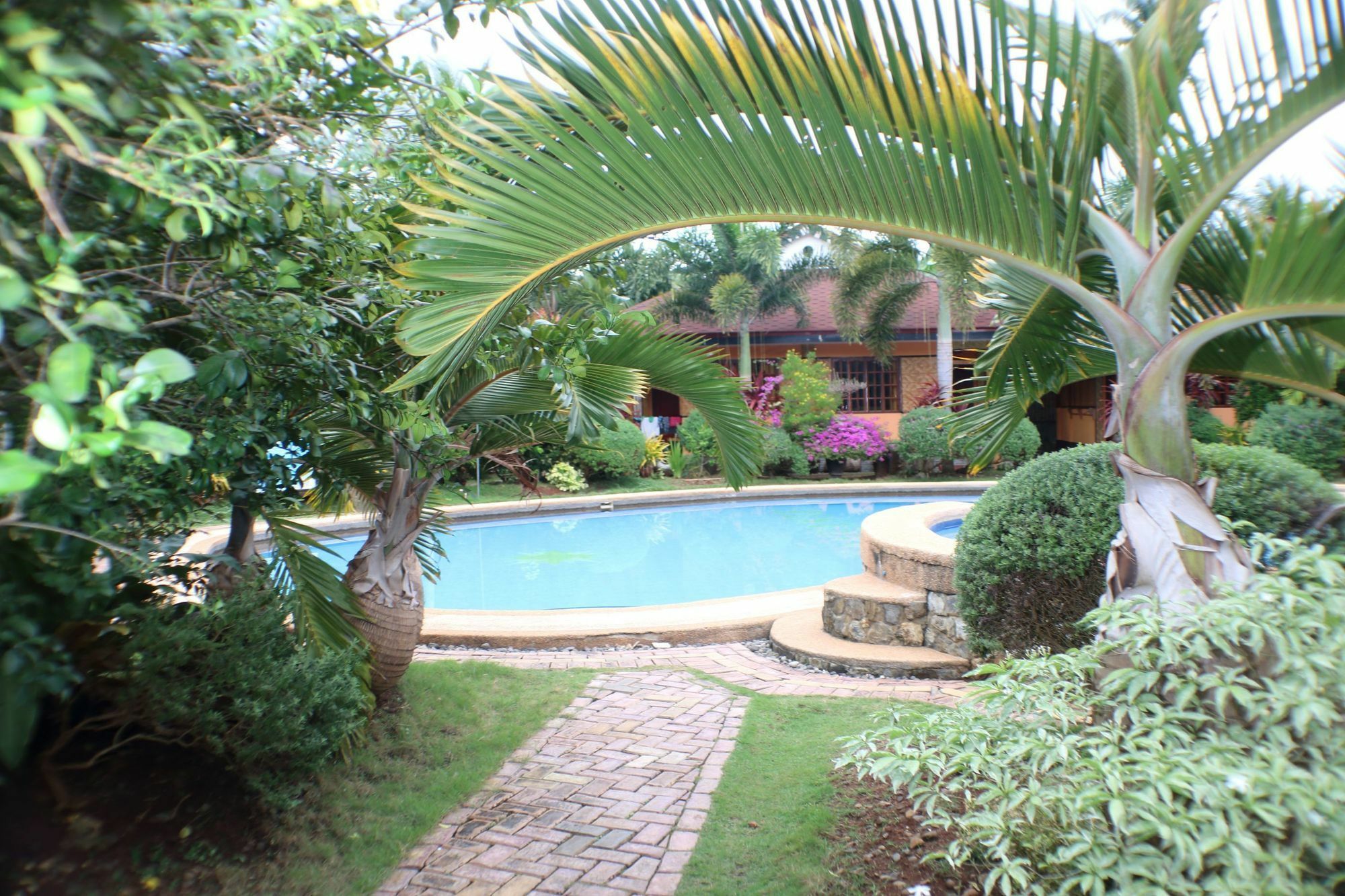 Zen Rooms Veraneante Resort Bohol Panglao Exterior foto